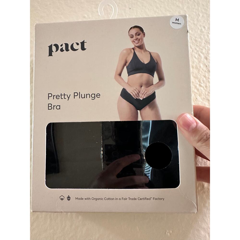 NWT Pact Sz M Black Organic Cotton Pretty Plunge Lace Trim Wireless Bralette - Picture 3 of 9